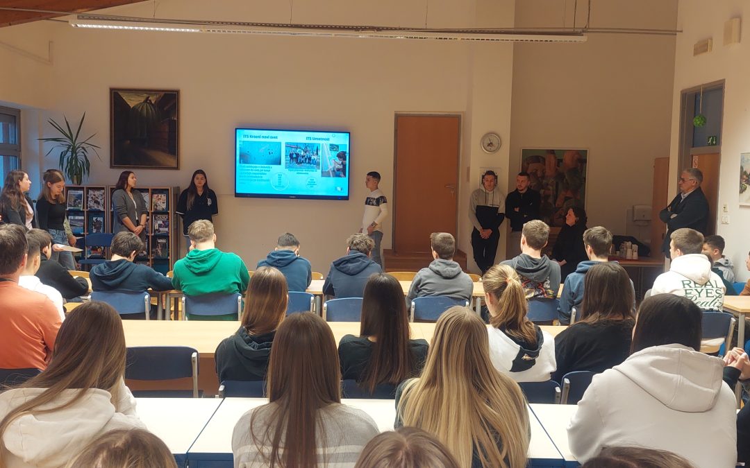 Predstavitev izobraževalnih programov gimnazije in srednje šole Kočevje