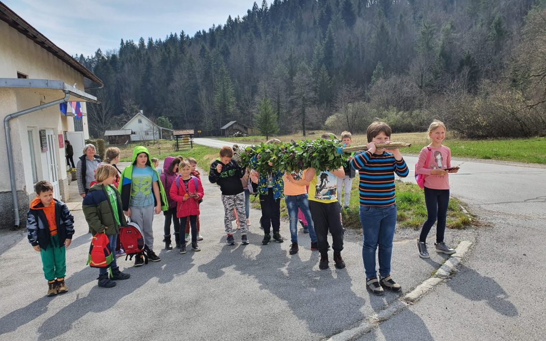 Tehniški dan na PŠ Rob: velikonočni običaji